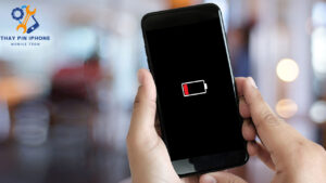 Thay pin Iphone 12 1 Khi pin bị hư điện thoại sẽ có những ảnh hưởng lớn
