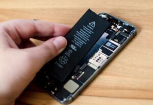 Thay pin iphone 5, 5S, 5C, 5SE giá rẻ lấy ngay tại Hà Nội 4 Địa chỉ thay pin iphone 5 uy tín tại Hà Nội